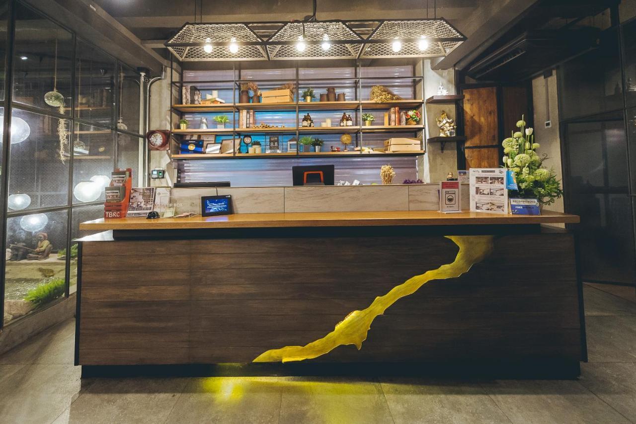 Отель Westory Design Poshtel Канчанабури Экстерьер фото