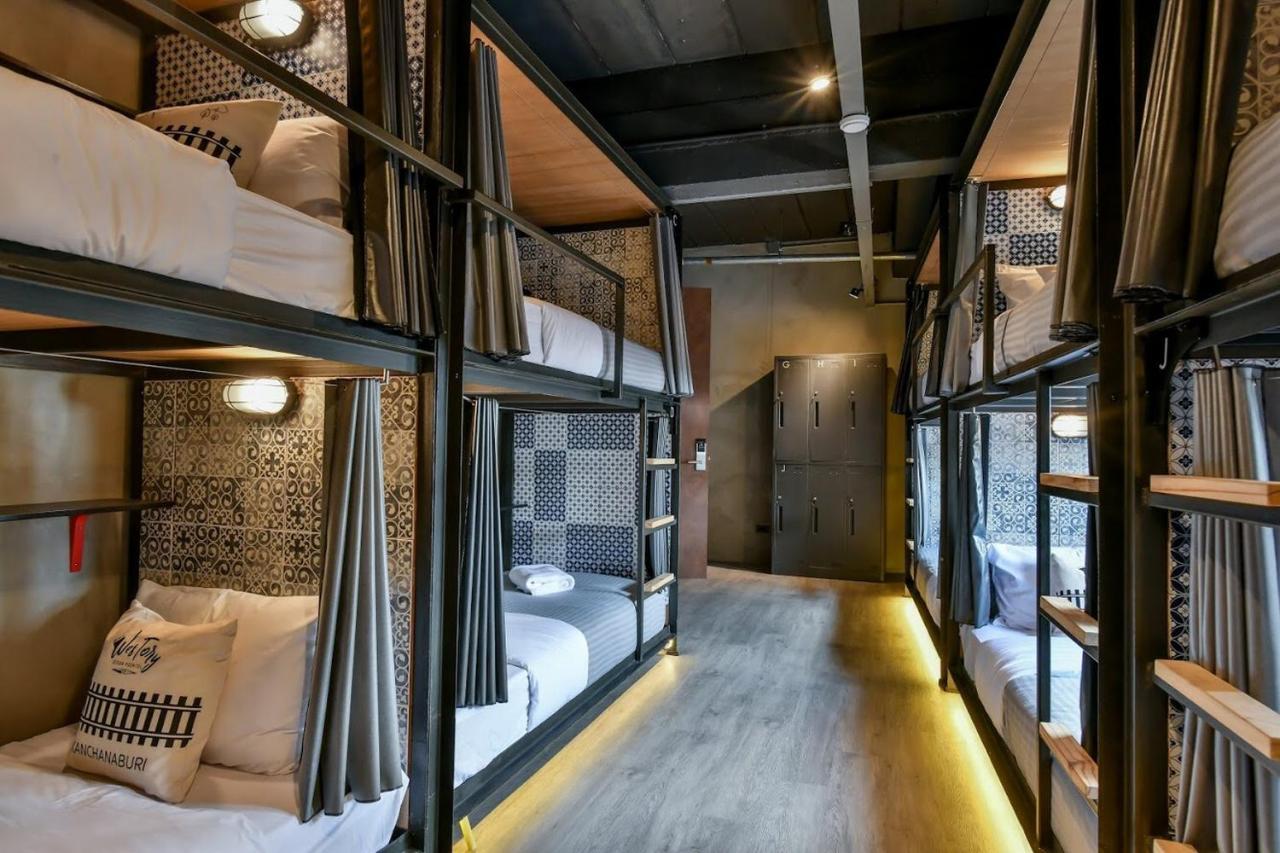 Отель Westory Design Poshtel Канчанабури Экстерьер фото